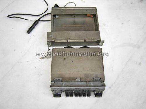 Montlhery 70 3102F ; Voxson, FARET F.A.R. (ID = 1710784) Car Radio