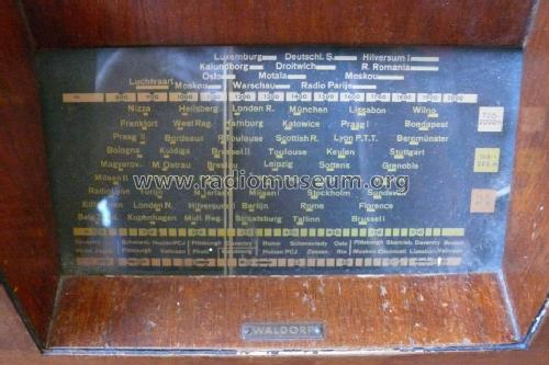 471; Waldorp, N.V. Ned. (ID = 1056405) Radio