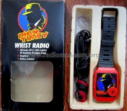 Dick Tracy Wrist Radio ; Walt Disney (ID = 1379883) Radio