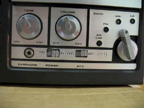 W144; Waltham Electronics, (ID = 1283160) Radio