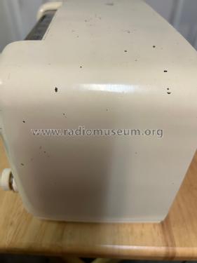 C-110 ; Warwick Mfg. Corp., (ID = 3145151) Radio