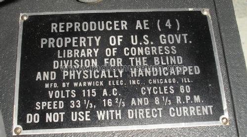 Reproducer AE 4 ; Warwick Mfg. Corp., (ID = 1735043) R-Player