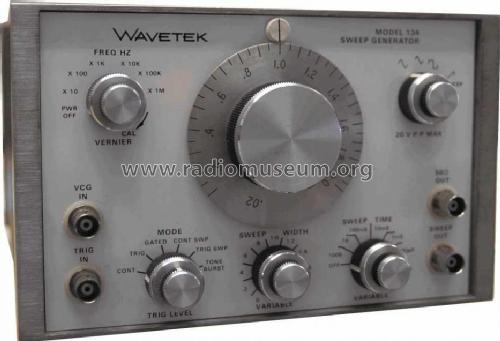 Sweep Generator 134; Wavetek Corporation; (ID = 587878) Equipment