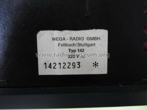 142; Wega, (ID = 2490478) Radio