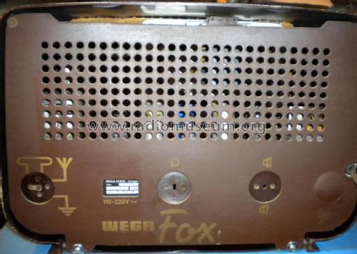 Fox 812; Wega, (ID = 1641061) Radio