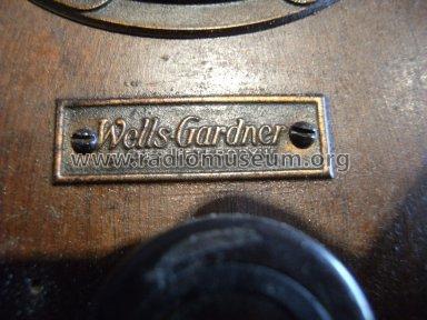 5D Series ; Wells-Gardner & Co.; (ID = 879084) Radio