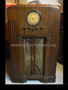 Series 2CM; Wells-Gardner & Co.; (ID = 2178975) Radio