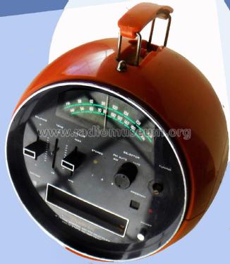 2001 ; Weltron Co., Inc.; (ID = 2846742) Radio