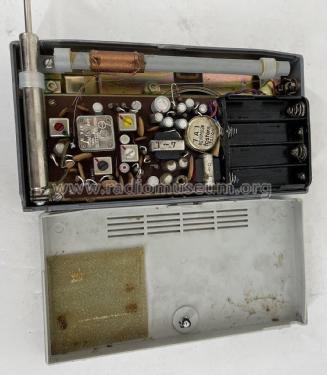 Wendell-West Transistor Eight CR-18 ; Wendell-West Co.; (ID = 2903747) Radio