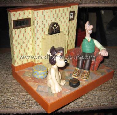 Wallace & Gromit Talking Radio Alarm Clock ; Wesco Ltd., West (ID = 1528479) Radio