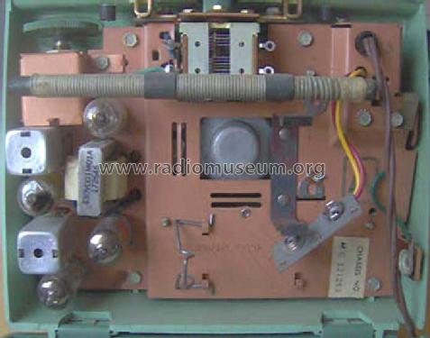 H-557P4 Ch=V-2271-1; Westinghouse El. & (ID = 235919) Radio