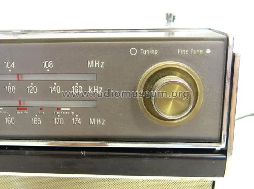 Multiband Forecaster RG23S18B; Westinghouse El. & (ID = 1527704) Radio