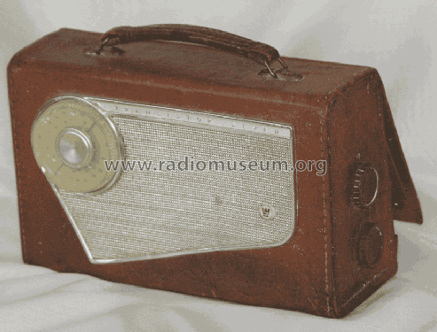 W705PY; Westinghouse brand, (ID = 1496068) Radio