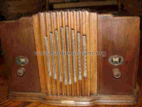 40 ; Westone Radio Corp., (ID = 313158) Radio