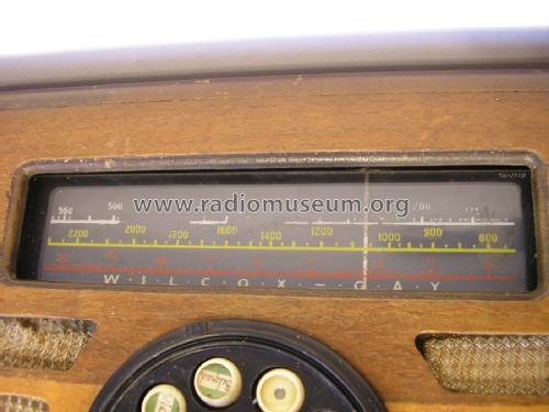 Exter 7M6; Wilcox-Gay Corp.; (ID = 1979821) Radio