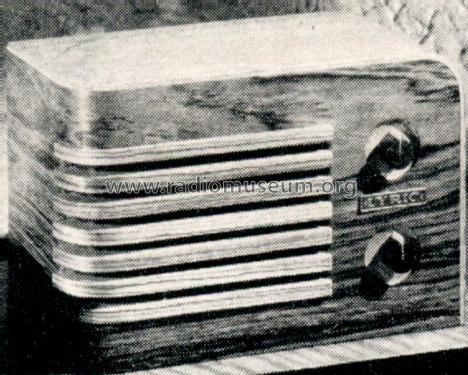 M-4-L ; Wurlitzer Co., The (ID = 1672664) Radio