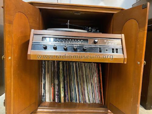 MC-1, MS-1, Series 100 Credenza Ch= DE-311; Wurlitzer Co., The (ID = 2729055) Radio