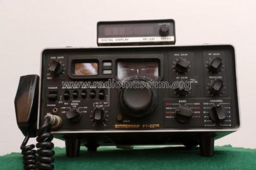 Digital Display YC-221; Yaesu-Musen Co. Ltd. (ID = 2834751) Amat TRX