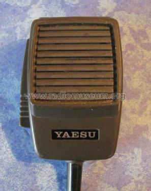 Handheld Microphone MH-1b8; Yaesu-Musen Co. Ltd. (ID = 1585156) Microphone/PU