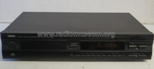 Natural Sound Compact Disc Player CDX-393; Yamaha Co.; (ID = 1519310) R-Player