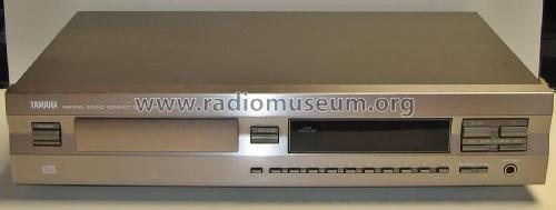Natural Sound Compact Disc Player CDX-593; Yamaha Co.; (ID = 2562924) R-Player