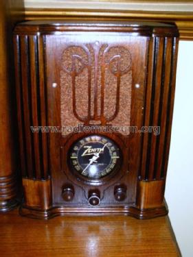 4V31 Ch= 5405; Zenith Radio Corp.; (ID = 1132653) Radio