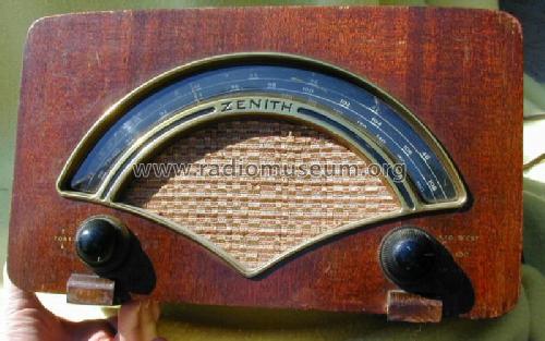 8H034 Ch= 8C01; Zenith Radio Corp.; (ID = 112327) Radio