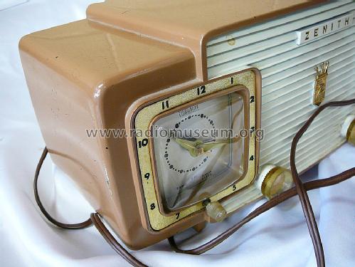 A515L Ch= 5A06; Zenith Radio Corp.; (ID = 1391106) Radio