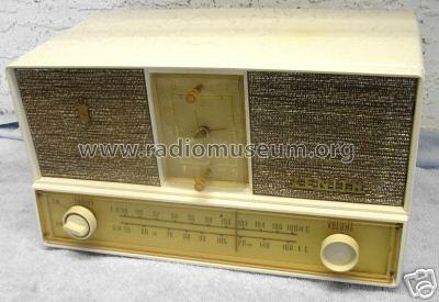 B728W Ch= 7A03; Zenith Radio Corp.; (ID = 188599) Radio