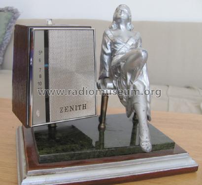 Desk Clock Radio Lady Statue Ch= 8YT56Z9; Zenith Radio Corp.; (ID = 1401722) Radio