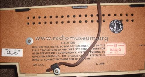 E210P ; Zenith Radio Corp.; (ID = 1998456) Radio