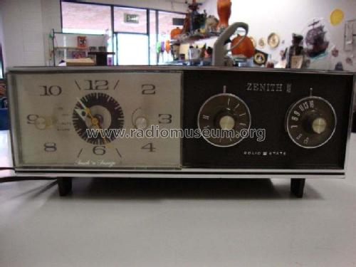 E266W ; Zenith Radio Corp.; (ID = 2153911) Radio