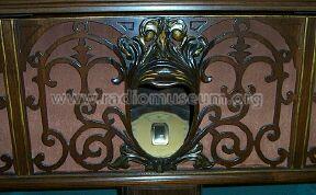 English Deluxe Zenith late, mains; Zenith Radio Corp.; (ID = 241075) Radio