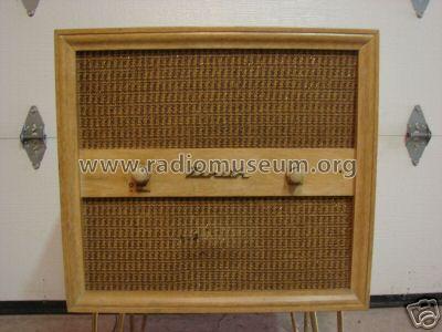 HF17E Ch= 5Z21; Zenith Radio Corp.; (ID = 572118) Enrég.-R