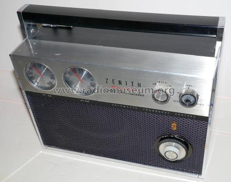 Royal 2000 Trans-Symphony Ch= 11ET40Z2; Zenith Radio Corp.; (ID = 2051411) Radio