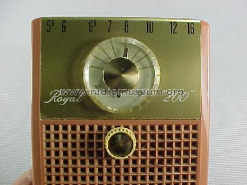 Royal 200K Ch= 7AT48Z4; Zenith Radio Corp.; (ID = 762411) Radio