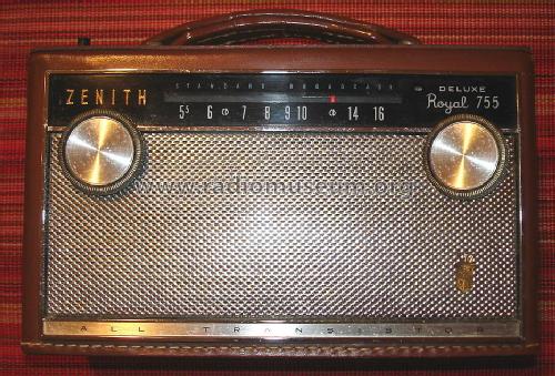 Royal 755 Ch= 8CT41Z2; Zenith Radio Corp.; (ID = 1490754) Radio