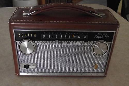 Royal 755LK Deluxe Ch= 8KT41Z2; Zenith Radio Corp.; (ID = 1203906) Radio