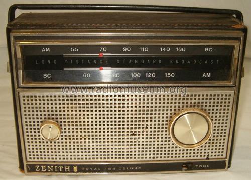 Royal 755 De Luxe Long Distance Ch= 8MT41Z2; Zenith Radio Corp.; (ID = 1391161) Radio