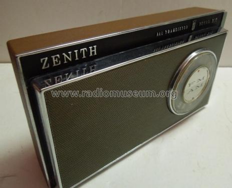 Royal 810 The Symphonette; Zenith Radio Corp.; (ID = 2896472) Radio