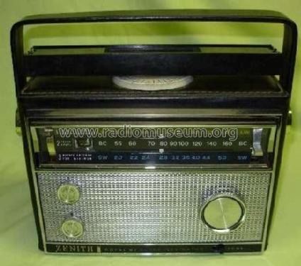 Royal 97 Super Navigator Direction Finder ; Zenith Radio Corp.; (ID = 521225) Radio
