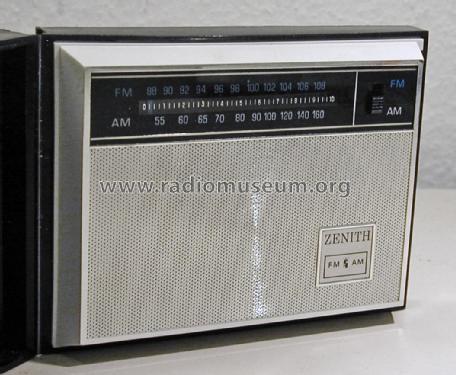 Royal RB21Y ; Zenith Radio Corp.; (ID = 2604675) Radio