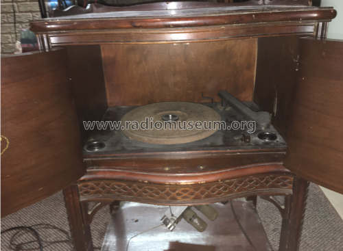 S7003 Wireless Record Player ; Zenith Radio Corp.; (ID = 2730520) R-Player