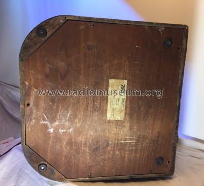 S-7002 ; Zenith Radio Corp.; (ID = 2157168) Sonido-V