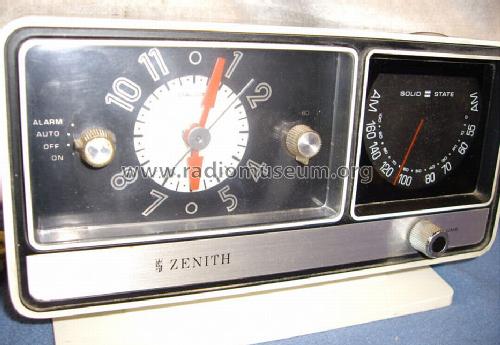 F252W Solid State ; Zenith Radio Corp.; (ID = 1228318) Radio