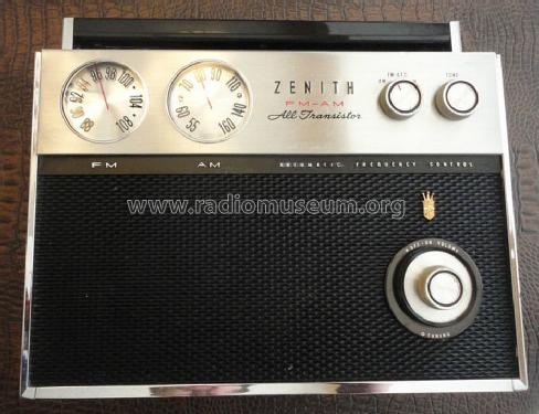 Royal 2000 Trans-Symphony Ch= 11ET40Z2; Zenith Radio Corp.; (ID = 1219334) Radio