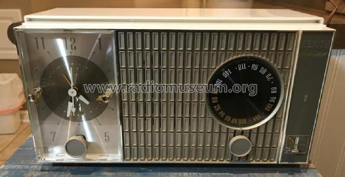 X375 Ch= 7X03; Zenith Radio Corp.; (ID = 2644190) Radio