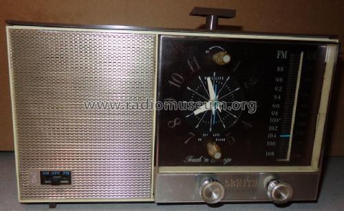 X480A 8XT22Z; Zenith Radio Corp.; (ID = 1893998) Radio