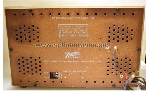 Y832E Ch= 8Y02; Zenith Radio Corp.; (ID = 2689758) Radio