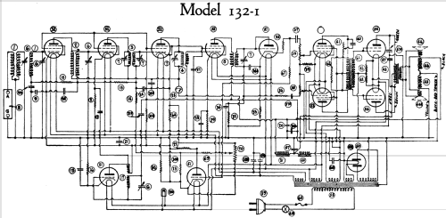 132-1 'Commissioner' Ch= 132-1; Crosley Radio Corp.; (ID = 1590808) Radio